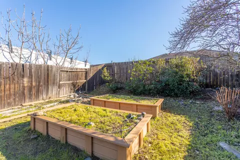2661 Brooch Ct, Redding, CA 96001 photo 20