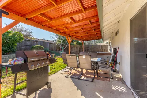 2661 Brooch Ct, Redding, CA 96001 photo 18