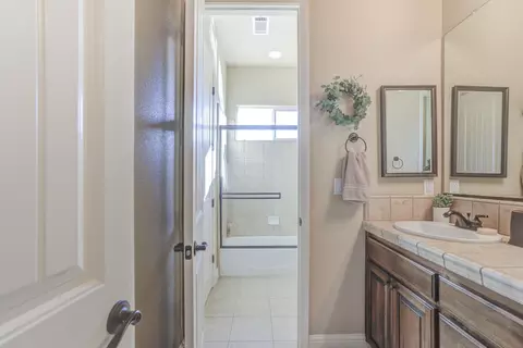 1105 Colorado Ct, Redding, CA 96003 photo 53