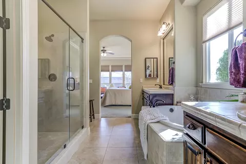 1105 Colorado Ct, Redding, CA 96003 photo 40
