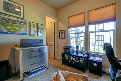 1105 Colorado Ct, Redding, CA 96003 photo 59