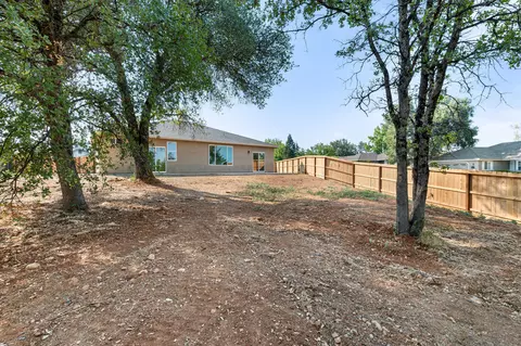 1777 St Andrews Dr, Redding, CA 96003 photo 19