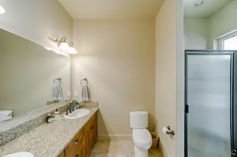 9805 Brickwood Dr, Redding, CA 96001 photo 23