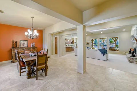 9805 Brickwood Dr, Redding, CA 96001 photo 4