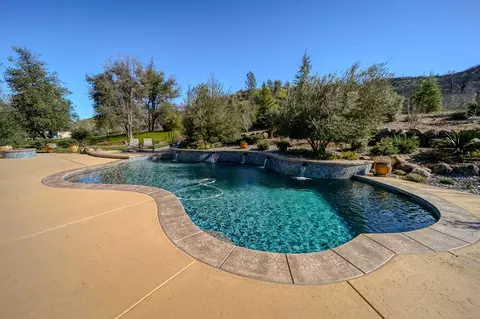 9805 Brickwood Dr, Redding, CA 96001 photo 26