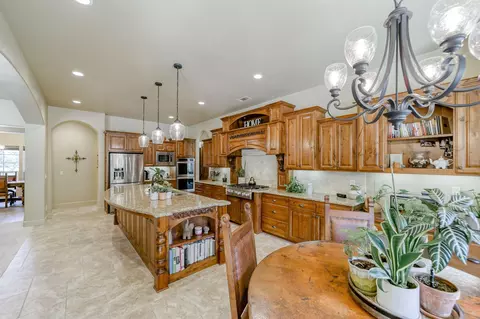 9805 Brickwood Dr, Redding, CA 96001 photo 10