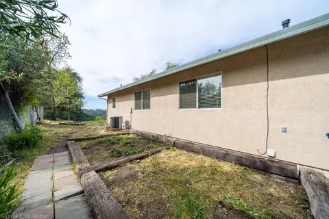 2795 Blue Bell Dr, Redding, CA 96001 photo 42