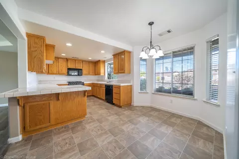 2795 Blue Bell Dr, Redding, CA 96001 photo 17