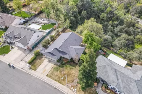 2795 Blue Bell Dr, Redding, CA 96001 photo 57