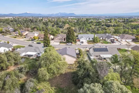 2795 Blue Bell Dr, Redding, CA 96001 photo 53