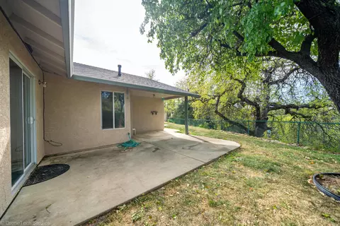2795 Blue Bell Dr, Redding, CA 96001 photo 33