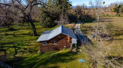 19018 W Niles Ln, Redding, CA 96002 photo 19