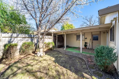 1884 Del Mar Ave, Redding, CA 96003 photo 13