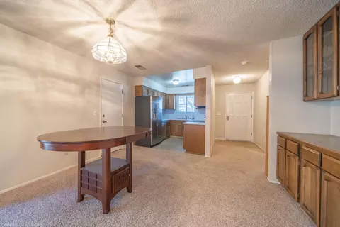 1884 Del Mar Ave, Redding, CA 96003 photo 3