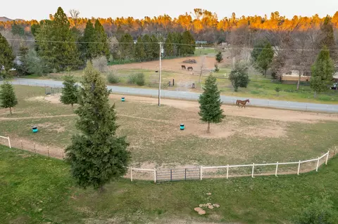 10416 Nora, Redding, CA 96003 photo 60