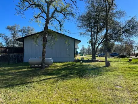 21706 Joy Ln, Redding, CA 96003 photo 9