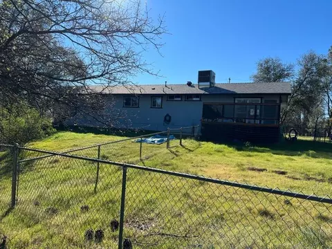 21706 Joy Ln, Redding, CA 96003 photo 8