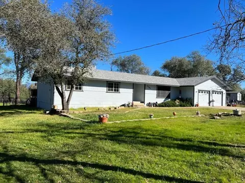 21706 Joy Ln, Redding, CA 96003 photo 3
