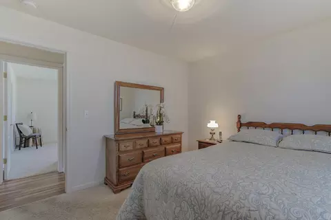 833 Fountain Cir, Redding, CA 96003 photo 16