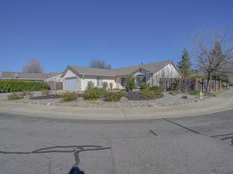 833 Fountain Cir, Redding, CA 96003 photo 23