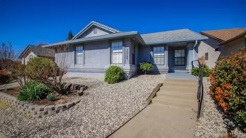 2026 Vineyard Trl, Redding, CA 96003 photo 1