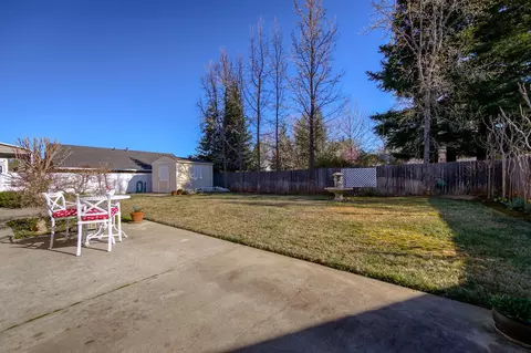 3429 Meridian Dr, Redding, CA 96002 photo 32