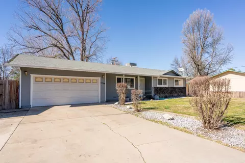 7024 Reflection St, Redding, CA 96001 photo 3