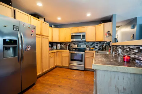 7024 Reflection St, Redding, CA 96001 photo 7