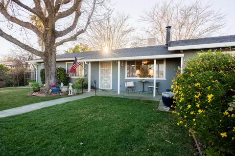 12925 Arbor Ln, Red Bluff, CA 96080 photo 3