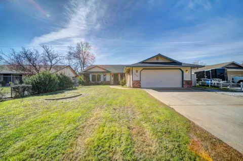 1660 Canter Ct, Redding, CA 96002 photo 1