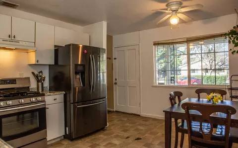 855 Christine Ave, Redding, CA 96003 photo 12