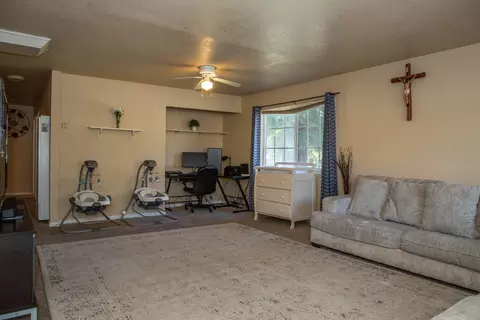 855 Christine Ave, Redding, CA 96003 photo 5