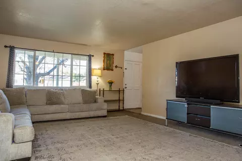 855 Christine Ave, Redding, CA 96003 photo 8