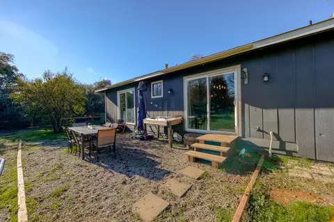 5253 Debbie Ln, Redding, CA 96002 photo 26