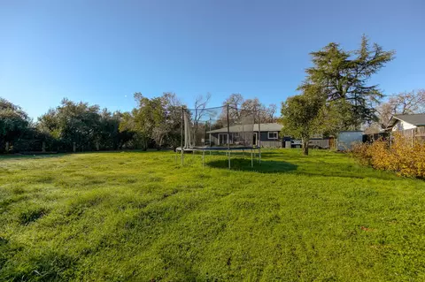 5253 Debbie Ln, Redding, CA 96002 photo 34