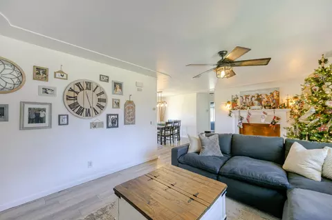 5253 Debbie Ln, Redding, CA 96002 photo 19