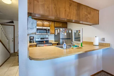 835 Mission Sierra Ct, Redding, CA 96003 photo 6