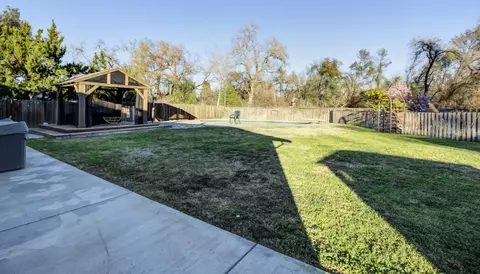 6693 Hemlock St, Redding, CA 96001 photo 33