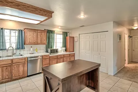 14796 Lamoine Dr, Redding, CA 96003 photo 27