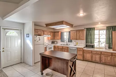 14796 Lamoine Dr, Redding, CA 96003 photo 25