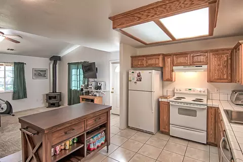 14796 Lamoine Dr, Redding, CA 96003 photo 24
