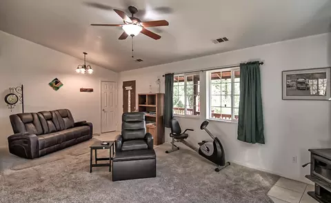14796 Lamoine Dr, Redding, CA 96003 photo 19