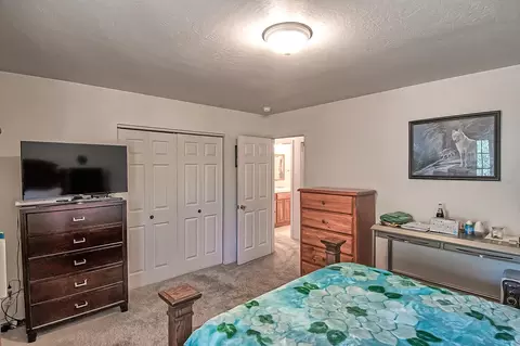 14796 Lamoine Dr, Redding, CA 96003 photo 32