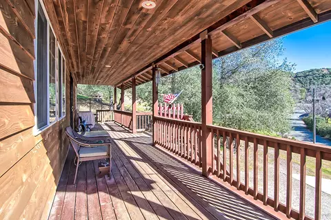 14796 Lamoine Dr, Redding, CA 96003 photo 16