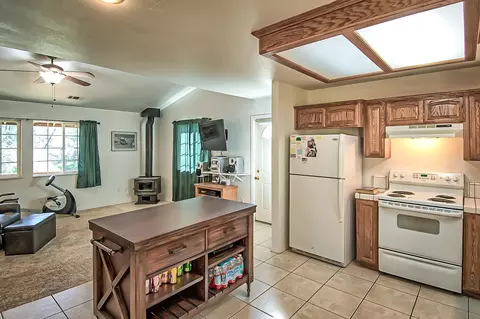 14796 Lamoine Dr, Redding, CA 96003 photo 23