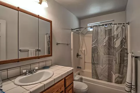 14796 Lamoine Dr, Redding, CA 96003 photo 35
