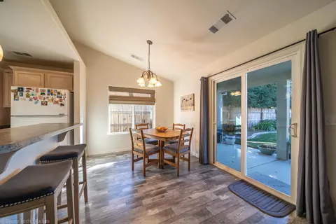 3347 Oak St, Anderson, CA 96007 photo 5