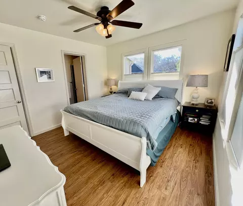 1570 Jay St, Redding, CA 96001 photo 8