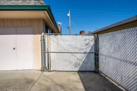 5679 Cascade, Redding, CA 96003 photo 53