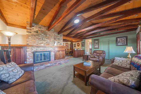 5679 Cascade, Redding, CA 96003 photo 6